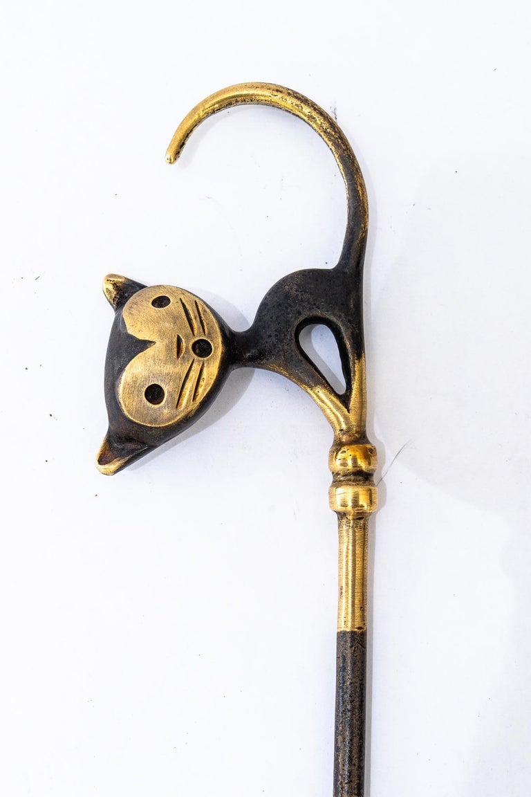 Shoehorn Shows a Cat by Walter Bosse Around, 1950s