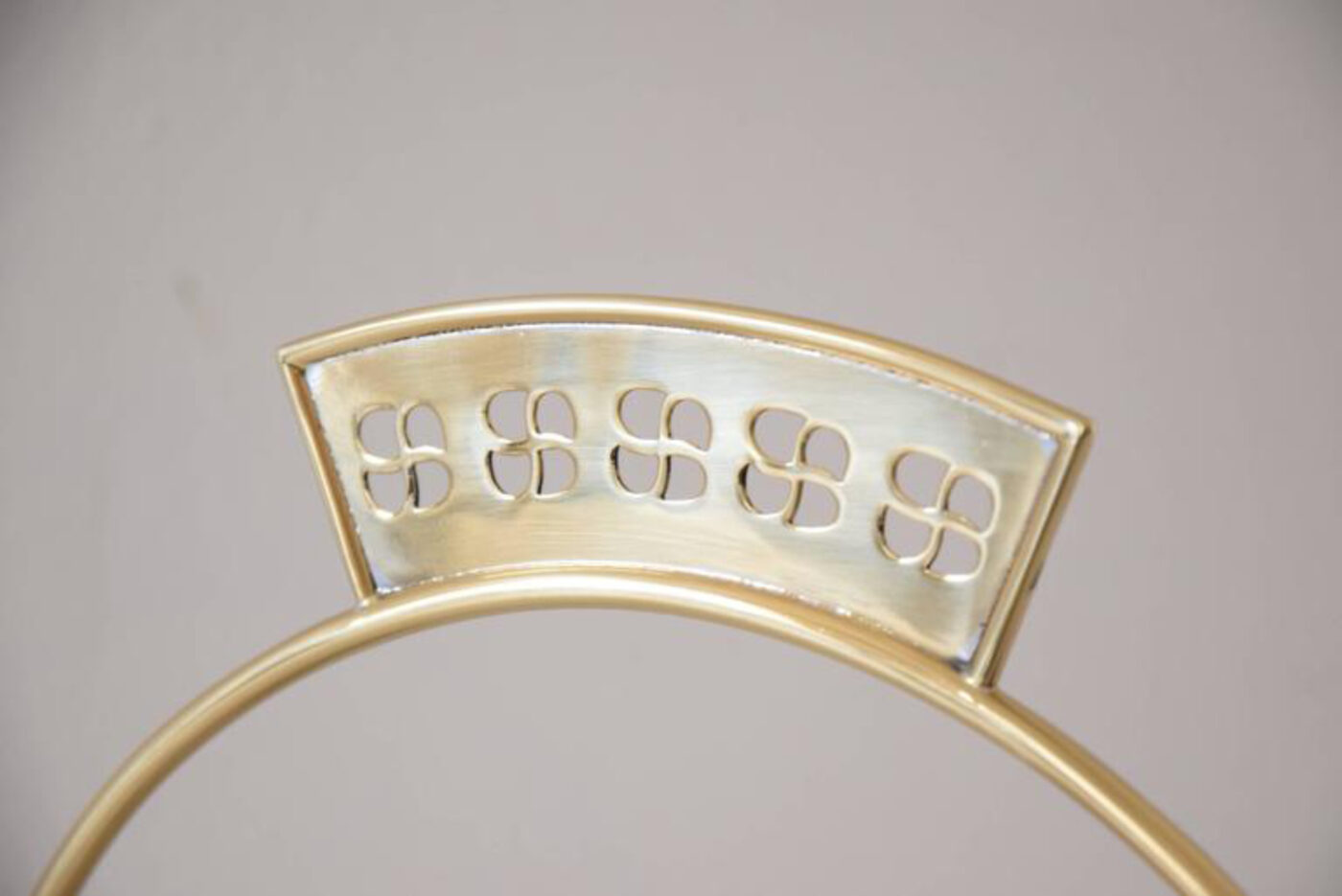 Jugendstil Centerpiece with Original Glass