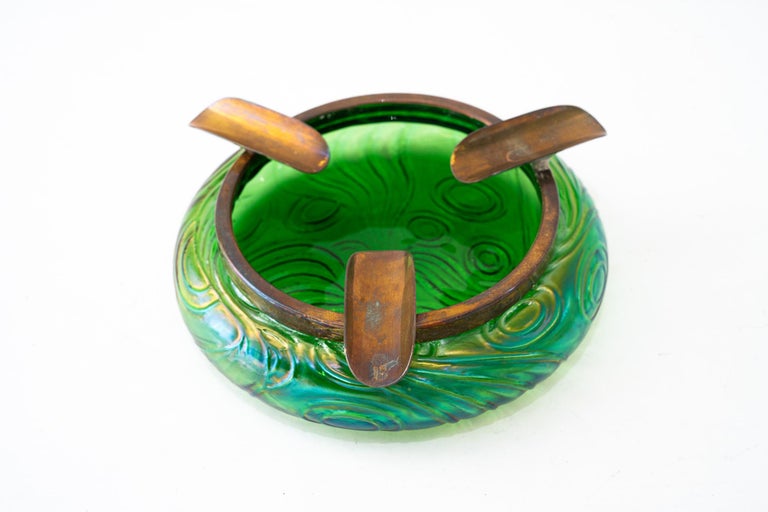 Antique Bohemian Czech Kralik Green Iridescent Art Nouveau Glass ashtray 1908
